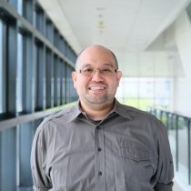 Santillana, John Alexander